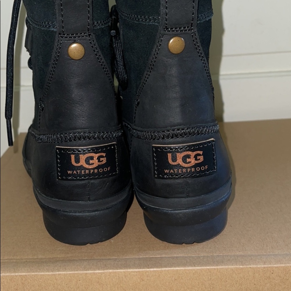 Ugg Winter Boots - image 4